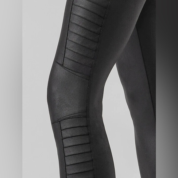 Athleta- NWT- Delancey Gleam Moto Tight/Legging 2X - Picture 3 of 5